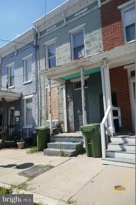 Exterior - 802 Berry St, Baltimore, MD 21211 photo 2 of 2