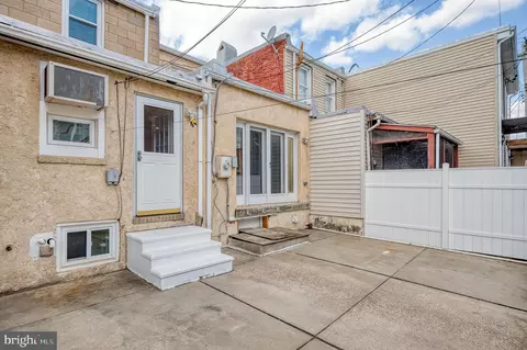 Exterior - 1411 Andre St, Baltimore, MD 21230 photo 2 of 5