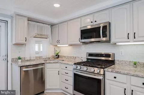 Kitchen - 1411 Andre St, Baltimore, MD 21230 photo 1 of 3
