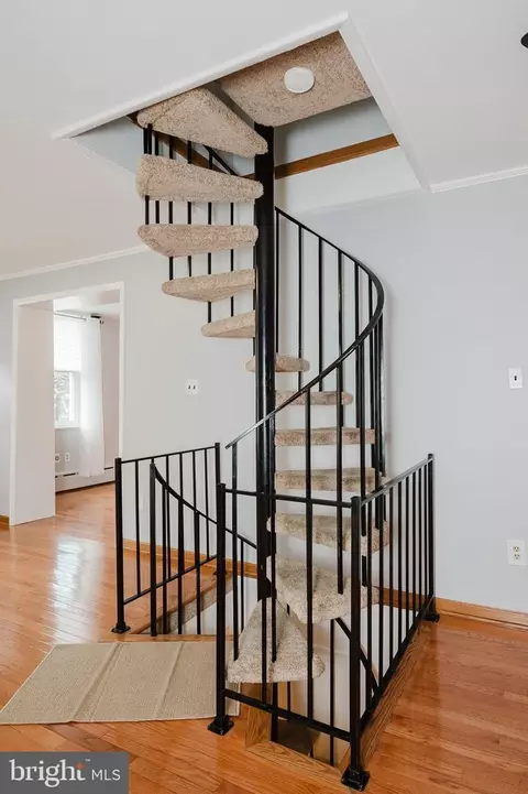 Entry Way - 1411 Andre St, Baltimore, MD 21230 photo 2 of 5