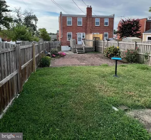 Exterior - 3500 Greenvale Rd, Baltimore, MD 21229 photo 3 of 3