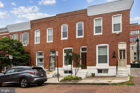 137 Rochester Pl, Baltimore, MD 21224