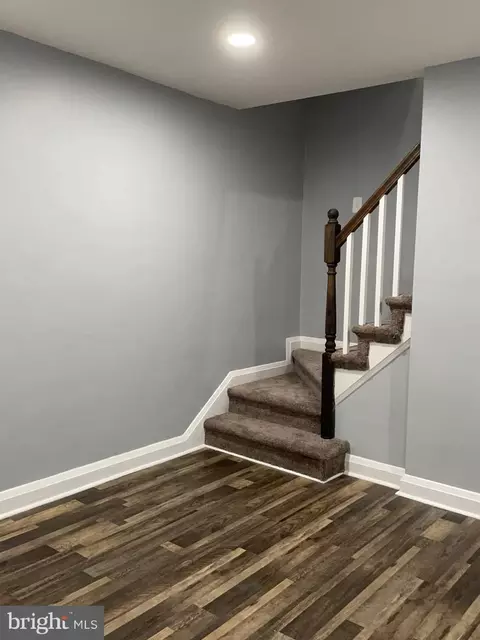 Entry Way - 2917 Georgetown Rd, Baltimore, MD 21230 photo 1 of 18