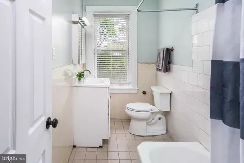 Bath - 204 E Chase St, Baltimore, MD 21202 photo 2 of 2