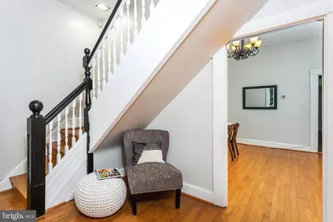 Entry Way - 204 E Chase St, Baltimore, MD 21202 photo 2 of 3