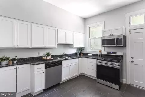 Kitchen - 204 E Chase St, Baltimore, MD 21202 photo 1 of 2