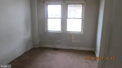 6509 Odonnell St, Baltimore, MD 21224 photo 3