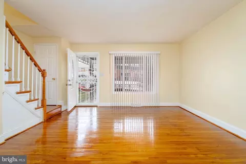503 Queensgate Rd, Baltimore, MD 21229 photo 6
