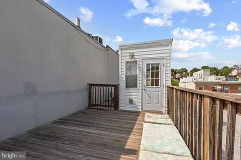 Exterior - 403 Grindall St, Baltimore, MD 21230 photo 3 of 4
