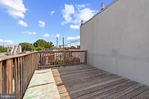 Exterior - 403 Grindall St, Baltimore, MD 21230 photo 2 of 4