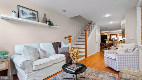 Entry Way - 403 Grindall St, Baltimore, MD 21230 photo 1 of 7