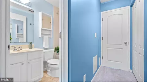 Entry Way - 403 Grindall St, Baltimore, MD 21230 photo 7 of 7