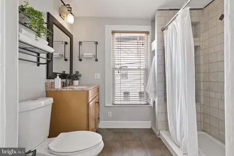 Bath - 1116 E Fort Ave, Baltimore, MD 21230 photo 1 of 4