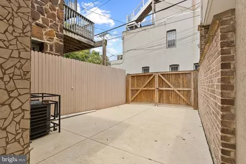 Exterior - 1116 E Fort Ave, Baltimore, MD 21230 photo 5 of 9