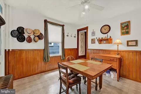 Dining - 4010 Hickory Ave, Baltimore, MD 21211 photo 1 of 2