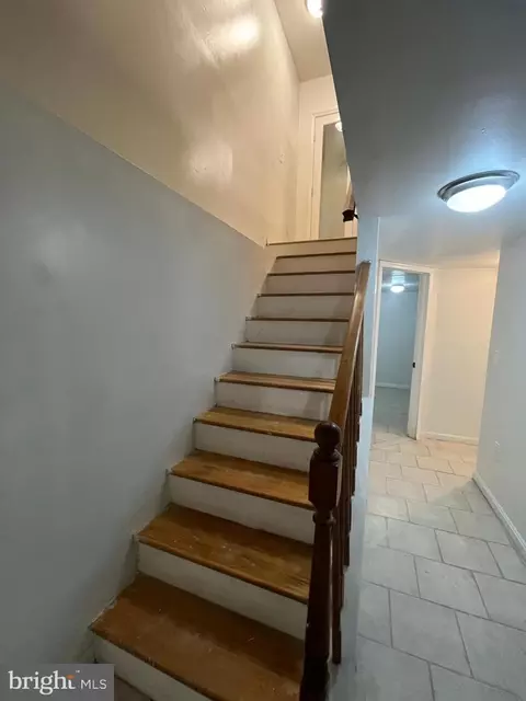 Entry Way - 1902 Walbrook Ave, Baltimore, MD 21217 photo 7 of 7