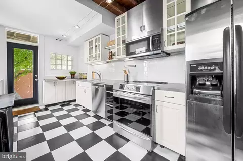 1932 E Lombard St, Baltimore, MD 21231 photo 9
