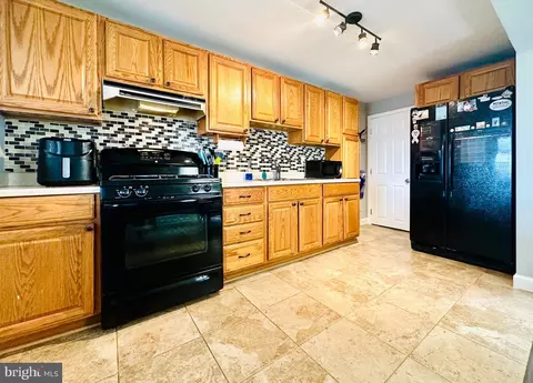 3716 Benson, Baltimore Highlands, MD 21227 photo 2