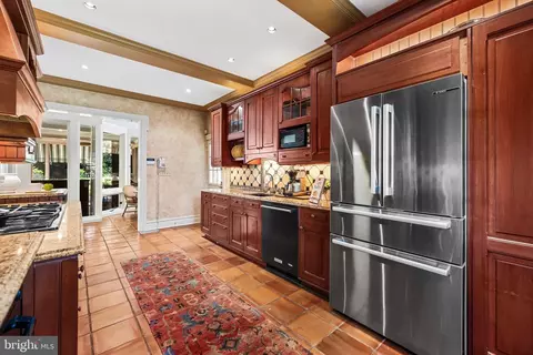 5406 Saint Albans Way, Baltimore, MD 21212 photo 22