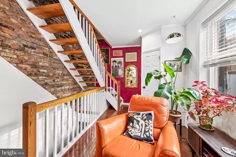 Entry Way - 2317 Fleet St, Baltimore, MD 21224 photo 4 of 5