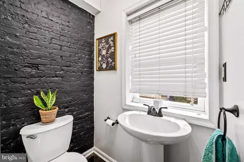 Bath - 2317 Fleet St, Baltimore, MD 21224 photo 1 of 2