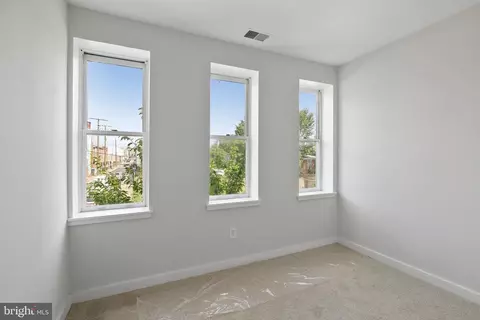 549 Bloom St, Baltimore, MD 21217 photo 11