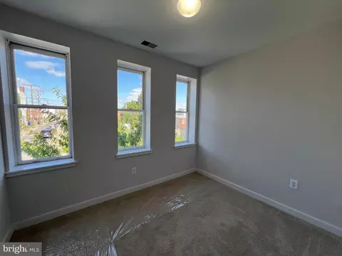 549 Bloom St, Baltimore, MD 21217 photo 29