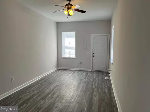549 Bloom St, Baltimore, MD 21217 photo 19