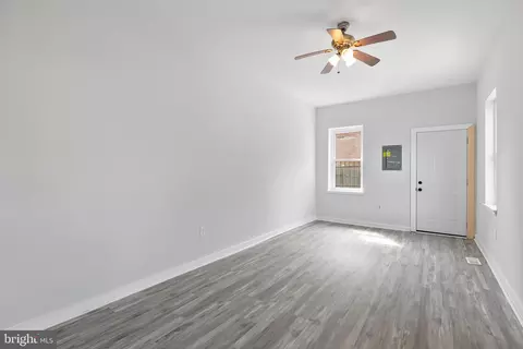 549 Bloom St, Baltimore, MD 21217 photo 8