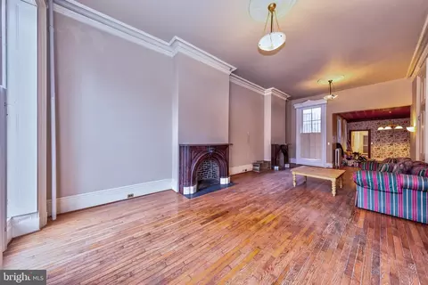 Living - 2522 Madison Ave, Baltimore, MD 21217 photo 1 of 12