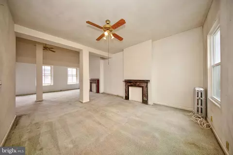 Living - 2522 Madison Ave, Baltimore, MD 21217 photo 10 of 12