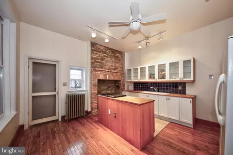 Kitchen - 2522 Madison Ave, Baltimore, MD 21217 photo 1 of 4