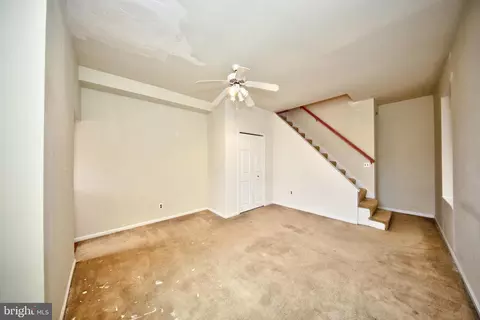 Living - 2522 Madison Ave, Baltimore, MD 21217 photo 9 of 12