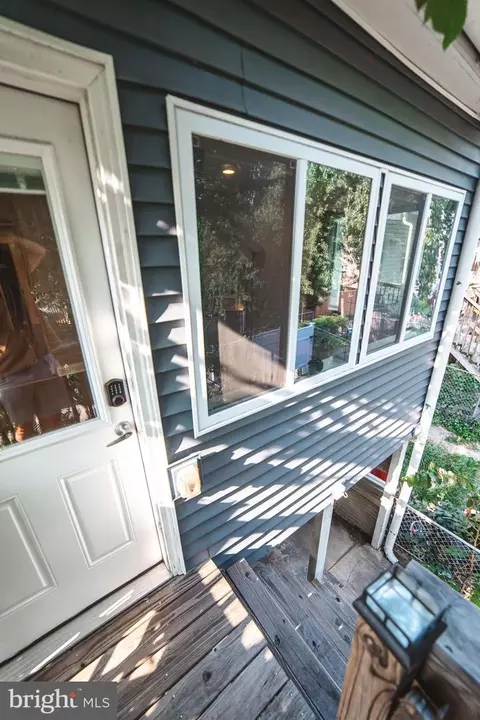 Exterior - 635 E 36th St, Baltimore, MD 21218 photo 8 of 11
