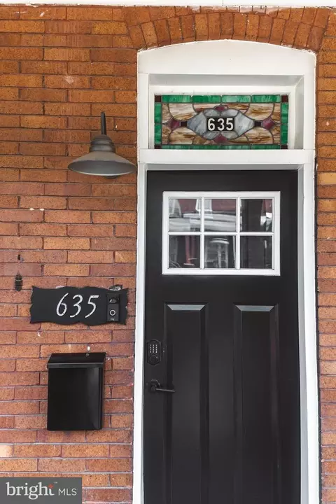635 E 36th St, Baltimore, MD 21218