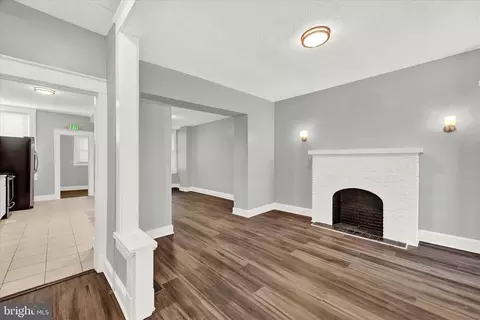 Entry Way - 505 Chateau Ave, Baltimore, MD 21212 photo 1 of 6