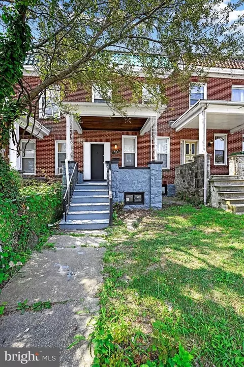 Exterior - 505 Chateau Ave, Baltimore, MD 21212 photo 3 of 6