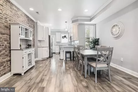 Entry Way - 708 Oldham St, Baltimore, MD 21224 photo 3 of 9