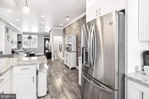 Entry Way - 708 Oldham St, Baltimore, MD 21224 photo 5 of 9