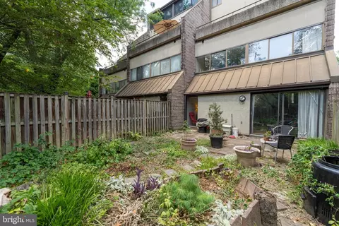 2367 Flax Ter, Baltimore, MD 21209 photo 17