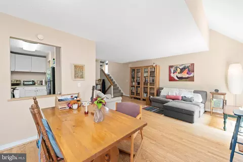 2367 Flax Ter, Baltimore, MD 21209 photo 13