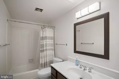 1450 Henry St, Baltimore, MD 21230 photo 25