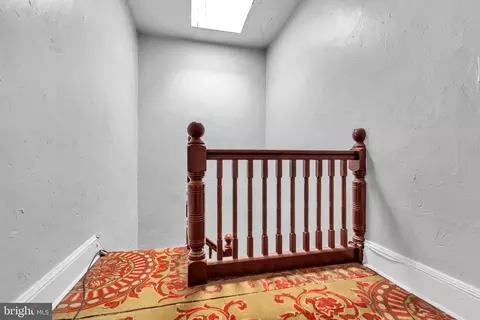 Entry Way - 1606 E Biddle St, Baltimore, MD 21213 photo 5 of 6
