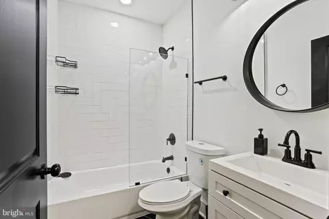 Bath - 5325 Wesley, Baltimore, MD 21207 photo 3 of 4