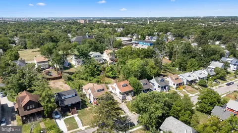 2721 E Strathmore Ave, Baltimore, MD 21214 photo 9