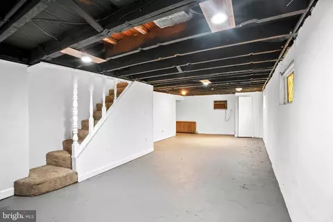 2721 E Strathmore Ave, Baltimore, MD 21214 photo 24