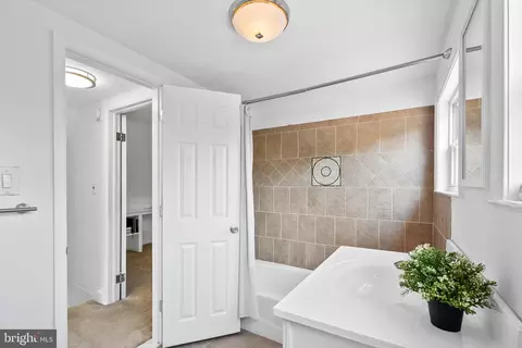 2721 E Strathmore Ave, Baltimore, MD 21214 photo 20