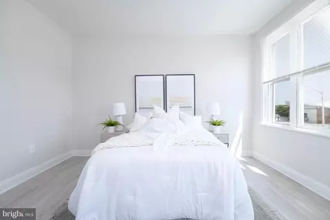 Bedroom - 2222 E Oliver St, Baltimore, MD 21213 photo 2 of 4