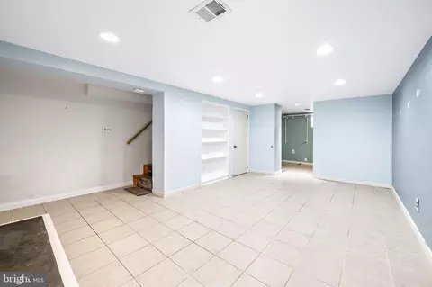 Living - 2810 Cheswolde Rd, Baltimore, MD 21209 photo 5 of 6