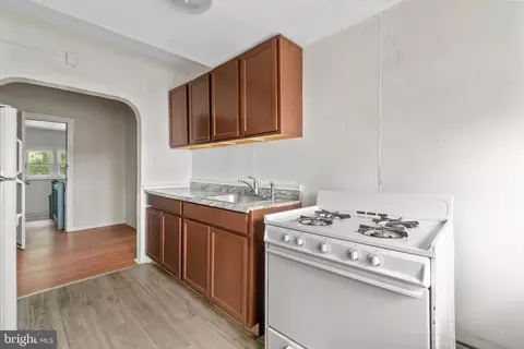 Entry Way - 3606 Plateau Ave, Gwynn Oak, MD 21207 photo 4 of 4